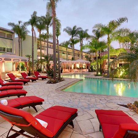 Atrium Hotel Orange County Ирвайн Экстерьер фото