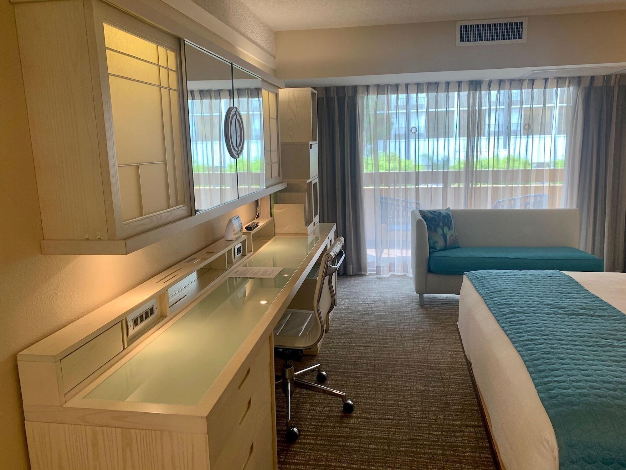 Atrium Hotel Orange County Ирвайн Экстерьер фото